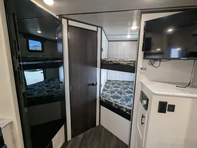 2024 Genesis Supreme Surfside Limited 25BHS photo 17