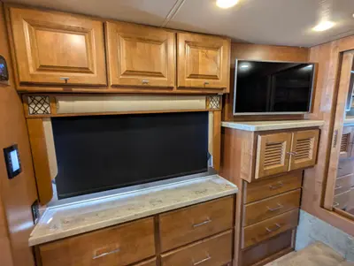 2018 Tiffin Allegro Breeze 31 BR photo 25