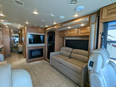 2018 Tiffin Allegro Breeze 31 BR photo 9