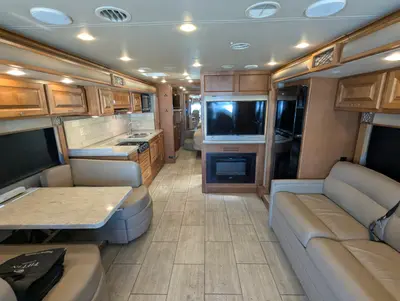 2018 Tiffin Allegro Breeze 31 BR photo 10
