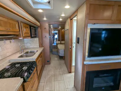 2018 Tiffin Allegro Breeze 31 BR photo 14