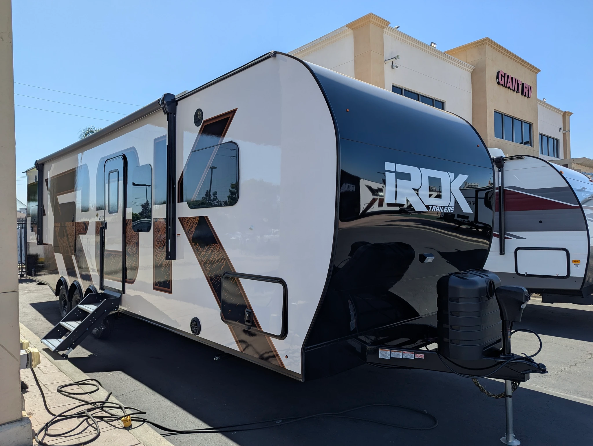 2026 IROK Trailers IROK FS Race FS 3218 exterior