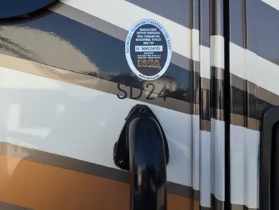 2018 Thor Motor Coach Synergy SD24 photo 8