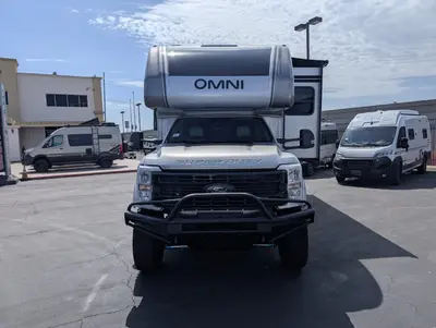 2026 Thor Motor Coach Omni Trail photo 3