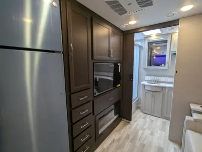 2026 Thor Motor Coach Omni Trail S29 photo 20