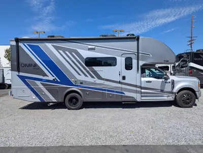 2026 Thor Motor Coach Omni Trail S29 photo 6