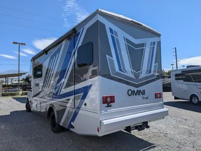 2026 Thor Motor Coach Omni Trail S29 photo 4
