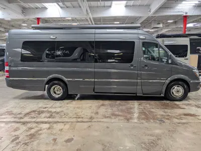 2016 Roadtrek CS Adventurous XL photo 9
