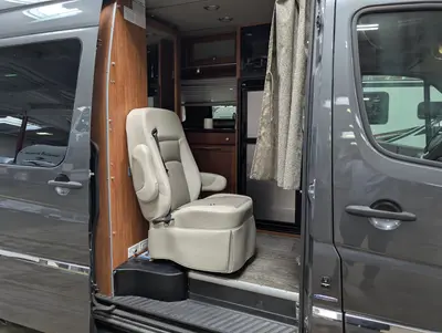 2016 Roadtrek CS Adventurous XL photo 11