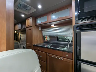 2016 Roadtrek CS Adventurous XL photo 18