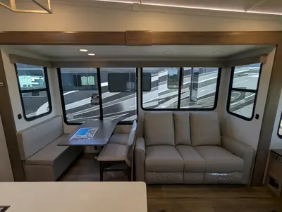 2026 Alliance RV Avenue 39MBR photo 28
