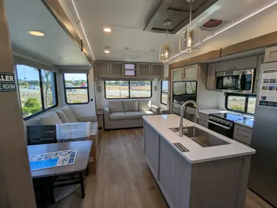2026 Alliance RV Avenue 39MBR photo 25