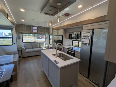 2026 Alliance RV Avenue 39MBR photo 24