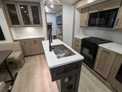 2026 Forest River Rockwood Signature 8336BH photo 19