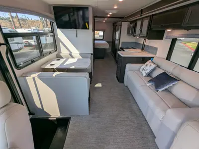 2026 Fleetwood Flair 29M photo 17