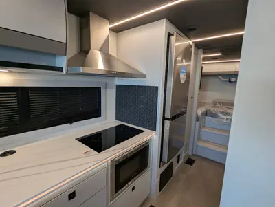 2026 Coachmen Euro 25TB photo 21
