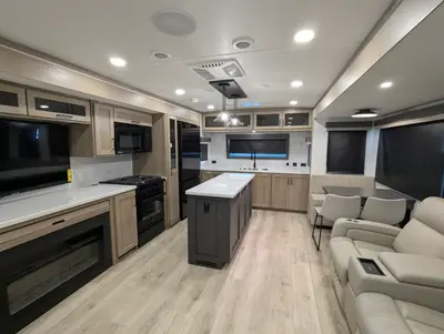 2026 Forest River Rockwood Signature 8339FK photo 11