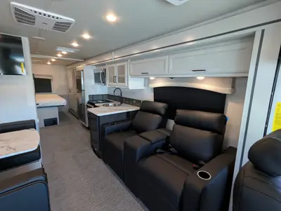 2026 Fleetwood Flair 29M photo 14