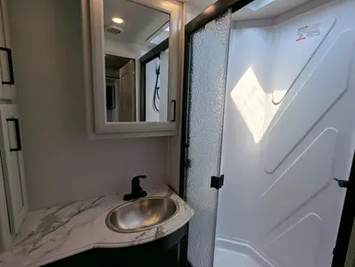 2026 Fleetwood Flair 29M photo 26