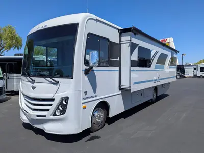 2026 Fleetwood Flair 29M photo 4