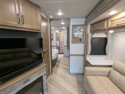 2026 Fleetwood Bounder 35K photo 21