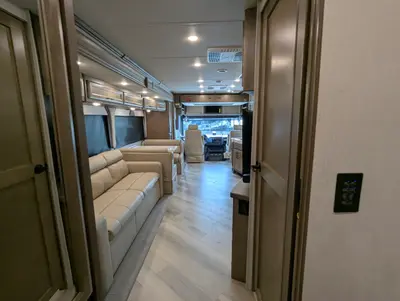 2026 Fleetwood Bounder 35K photo 34