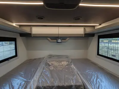 2026 Coachmen Euro 25TB photo 32