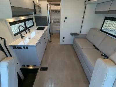 2026 Coachmen Euro 25TB photo 19