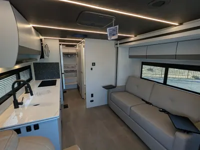 2026 Coachmen Euro 25TB photo 17