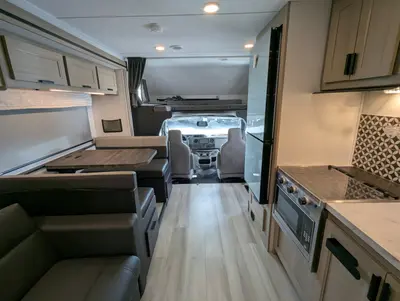 2024 Forest River Sunseeker 2550DS LE photo 21