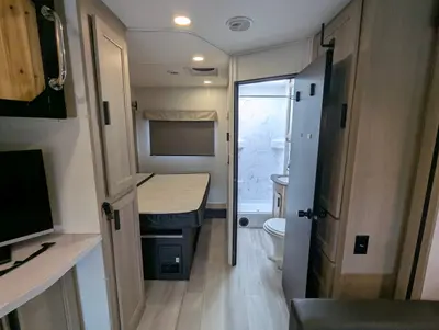 2024 Forest River Sunseeker 2550DS LE photo 15