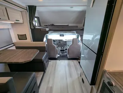 2024 Forest River Sunseeker 2550DS LE photo 22