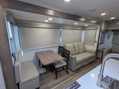 2026 Alliance RV Avenue 332RL photo 24