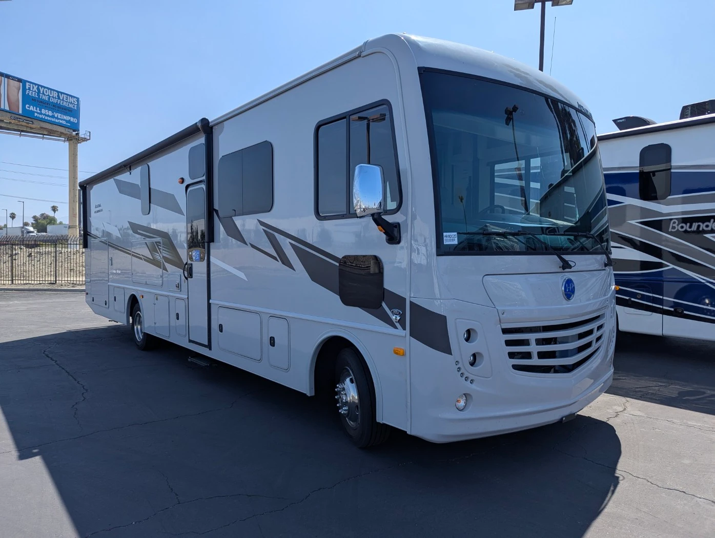 2026 Holiday Rambler Admiral 34J exterior