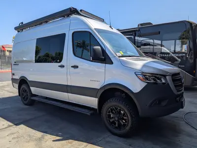 Used 2024 Entegra Coach Launch 19Y