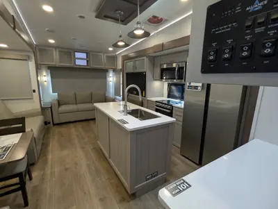 2026 Alliance RV Avenue 39MBR photo 24