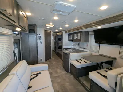 2023 Coachmen Pursuit 31BH photo 10