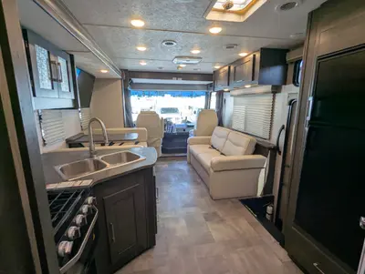 2023 Coachmen Pursuit 31BH photo 31
