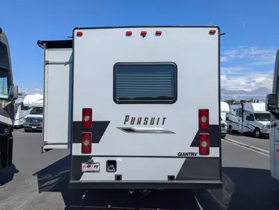 2023 Coachmen Pursuit 31BH photo 5