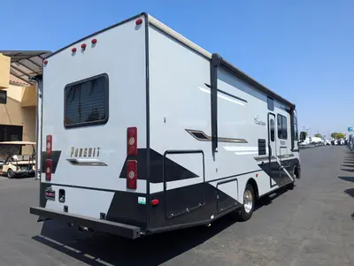 2023 Coachmen Pursuit 31BH photo 5