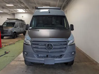 2025 Storyteller Overland DARK MODE XO photo 3