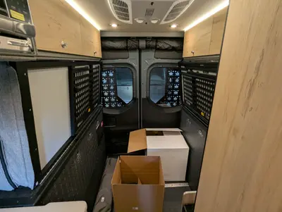 2025 Storyteller Overland DARK MODE XO photo 19