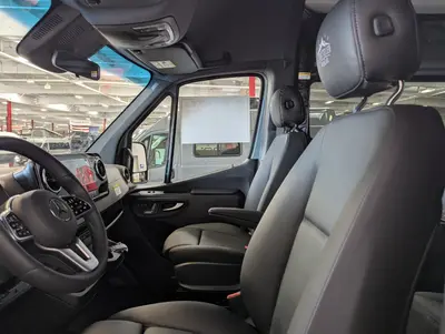 2025 Storyteller Overland DARK MODE XO photo 8