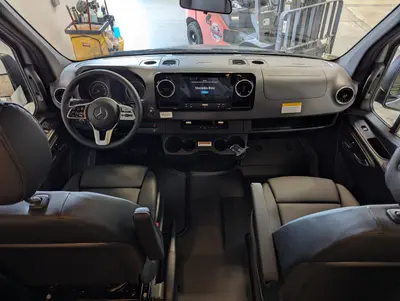 2025 Storyteller Overland DARK MODE XO photo 9