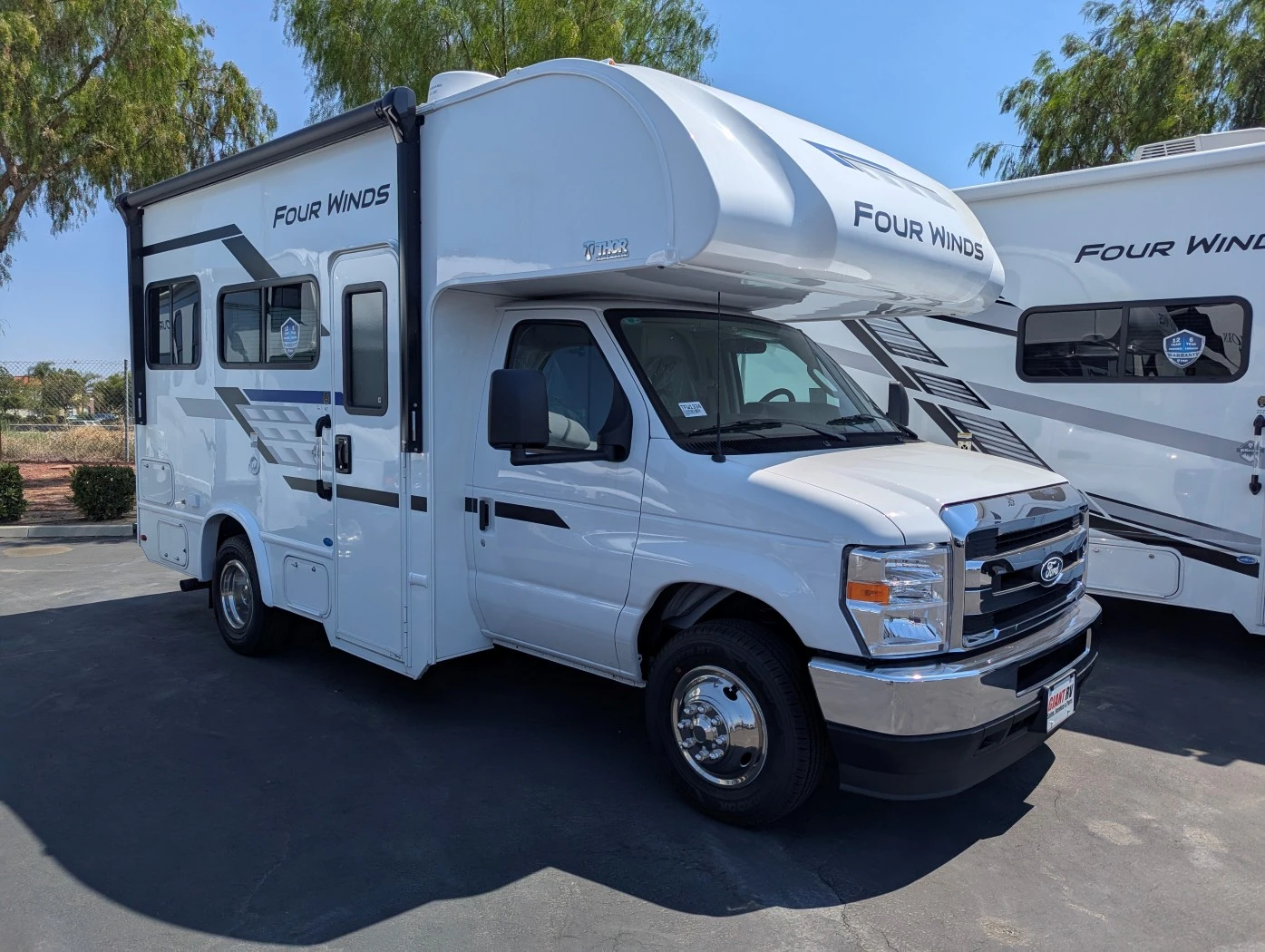 2026 Thor Motor Coach Four Winds Espec 19Z exterior