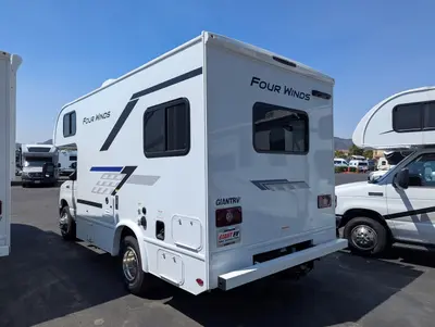 2026 Thor Motor Coach Four Winds Espec 19Z photo 5