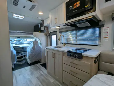 2026 Thor Motor Coach Four Winds Espec 19Z photo 24