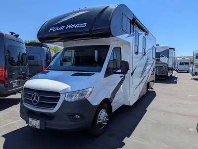 2024 Thor Motor Coach Four Winds Sprinter 24LW photo 3