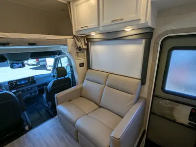 2024 Thor Motor Coach Four Winds Sprinter 24LW photo 17