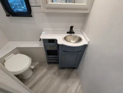 2026 Fleetwood Bounder 35K photo 23